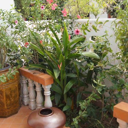 Mut Mee Garden Guest House Нонг Кай Екстериор снимка