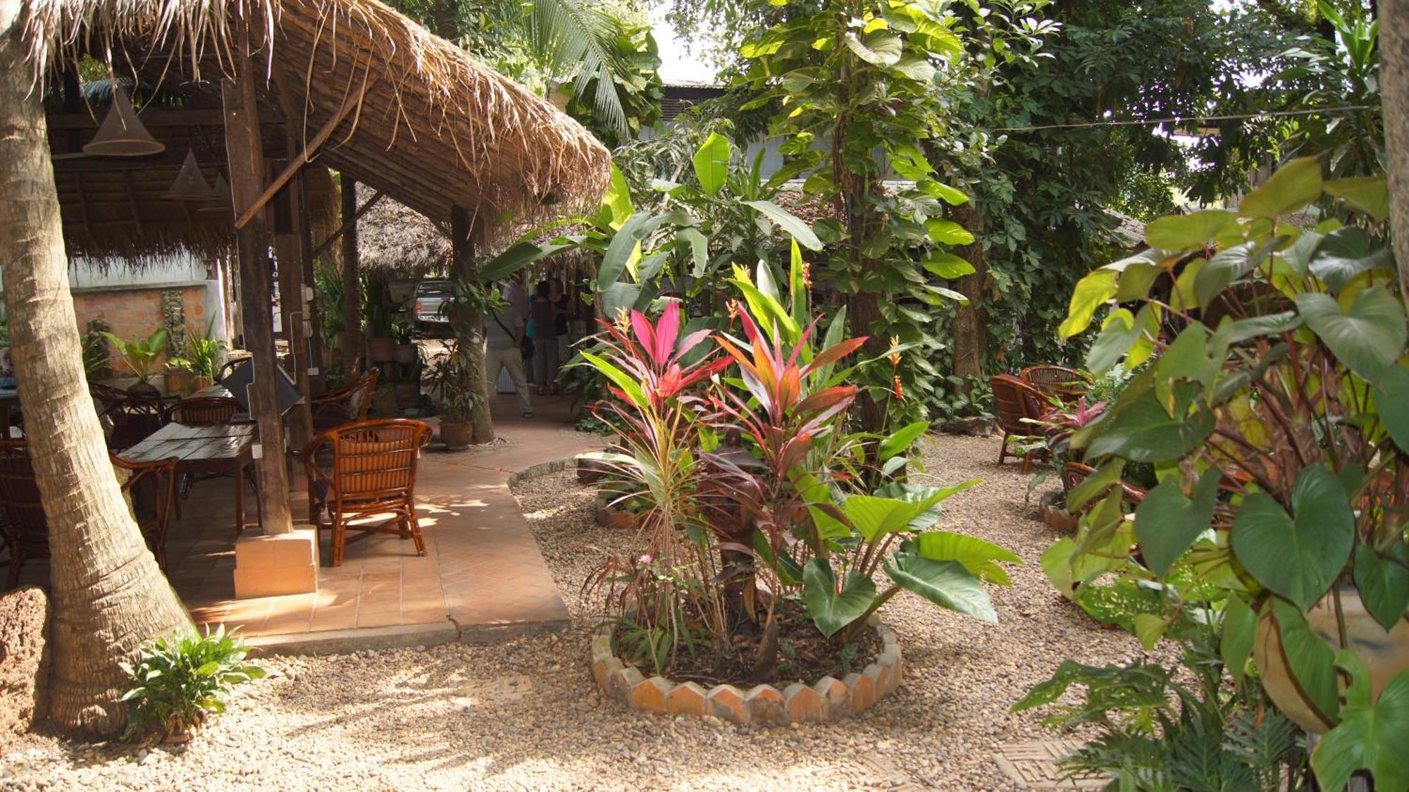 Mut Mee Garden Guest House Нонг Кай Екстериор снимка