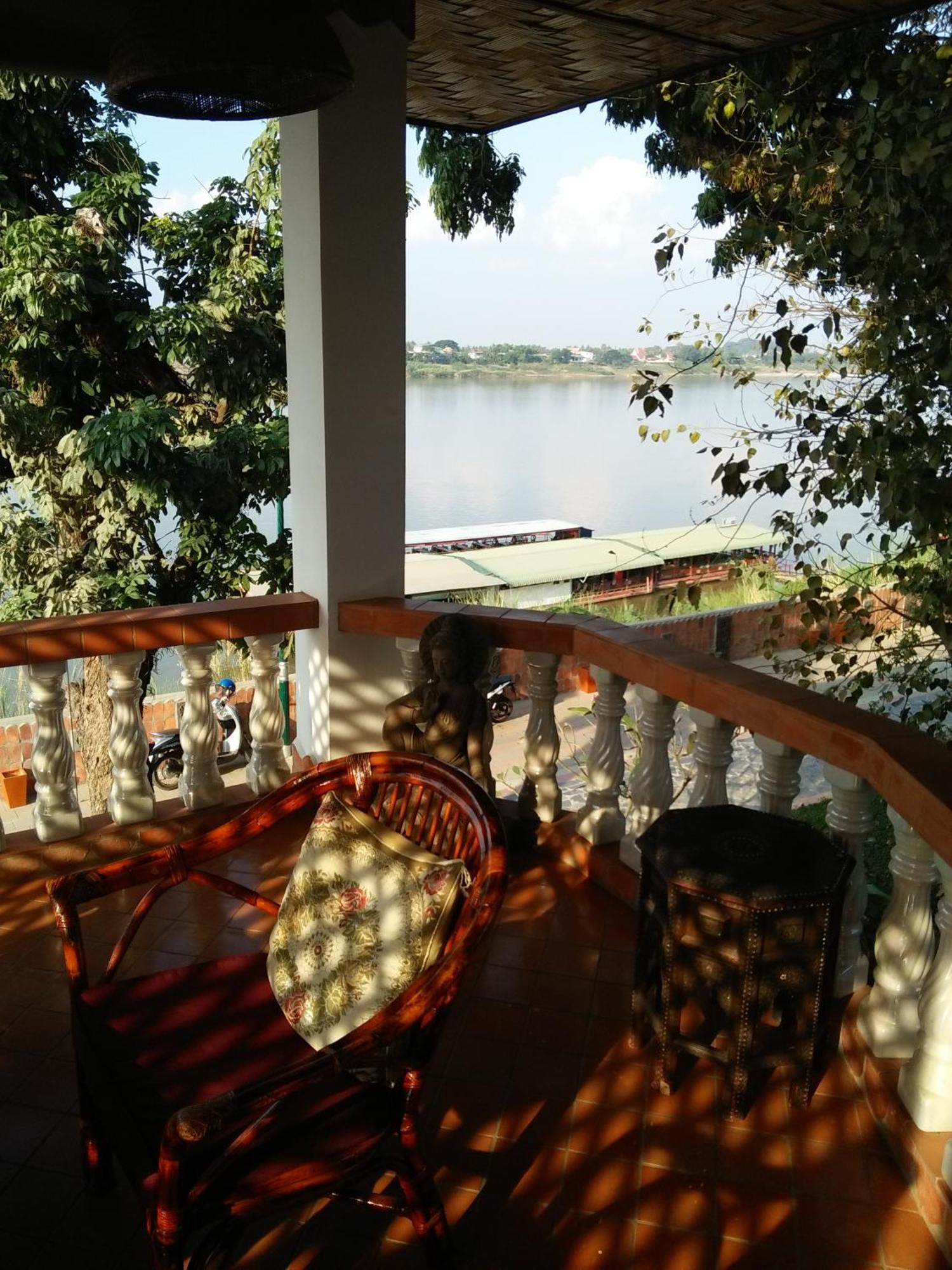 Mut Mee Garden Guest House Нонг Кай Стая снимка