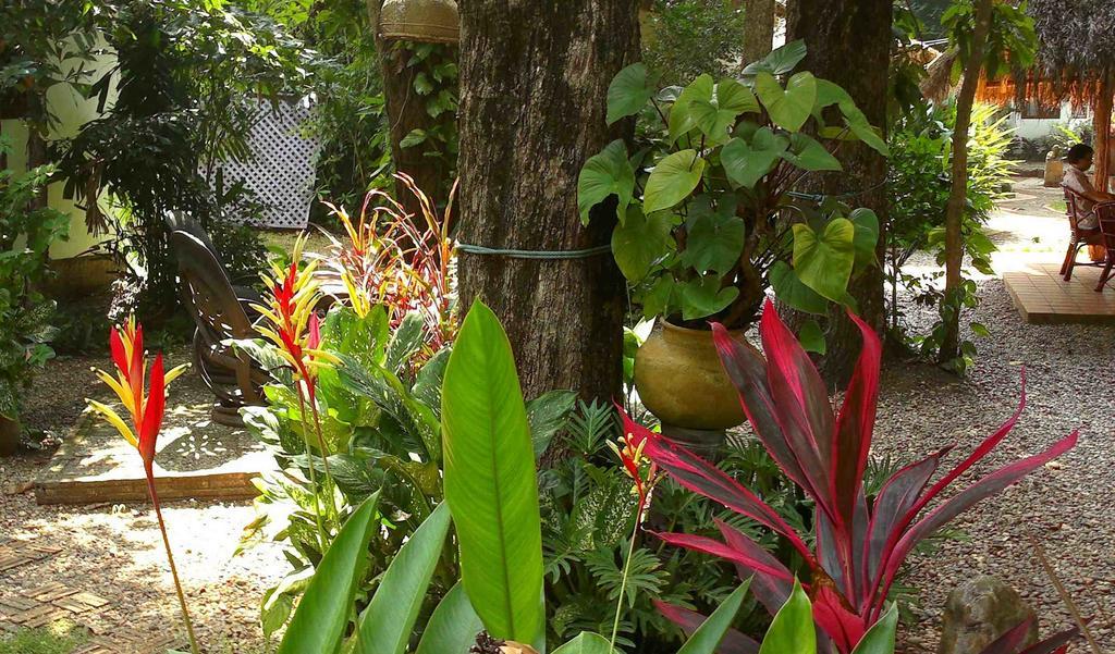 Mut Mee Garden Guest House Нонг Кай Екстериор снимка