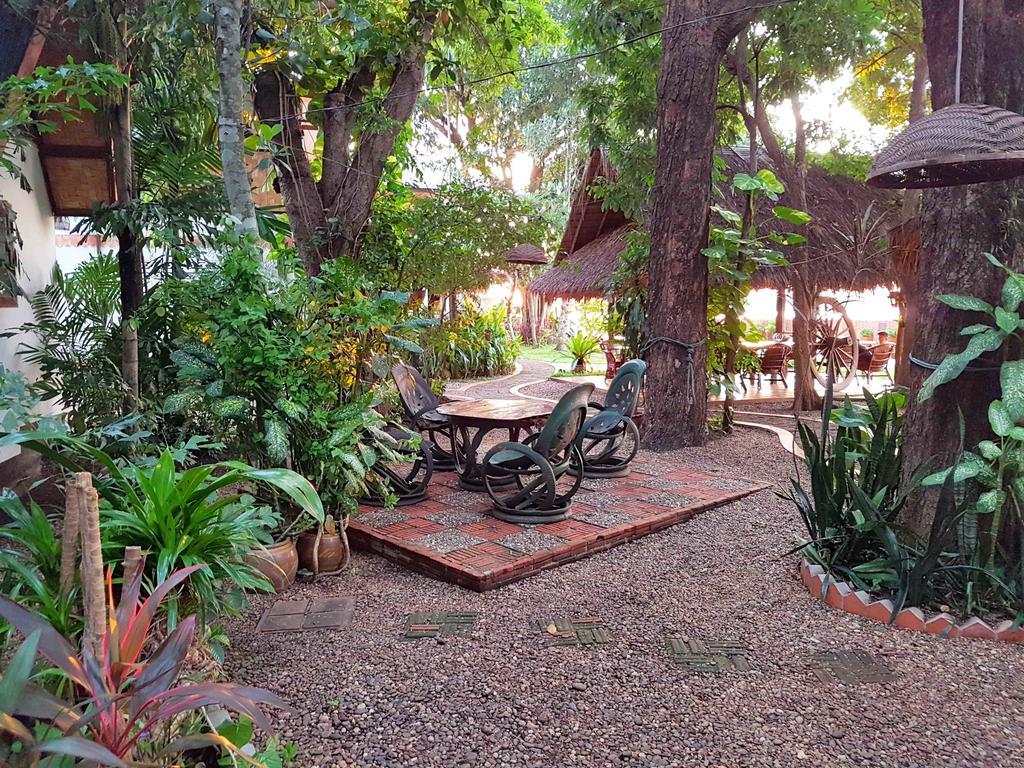 Mut Mee Garden Guest House Нонг Кай Екстериор снимка