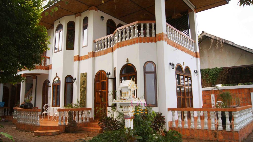Mut Mee Garden Guest House Нонг Кай Екстериор снимка