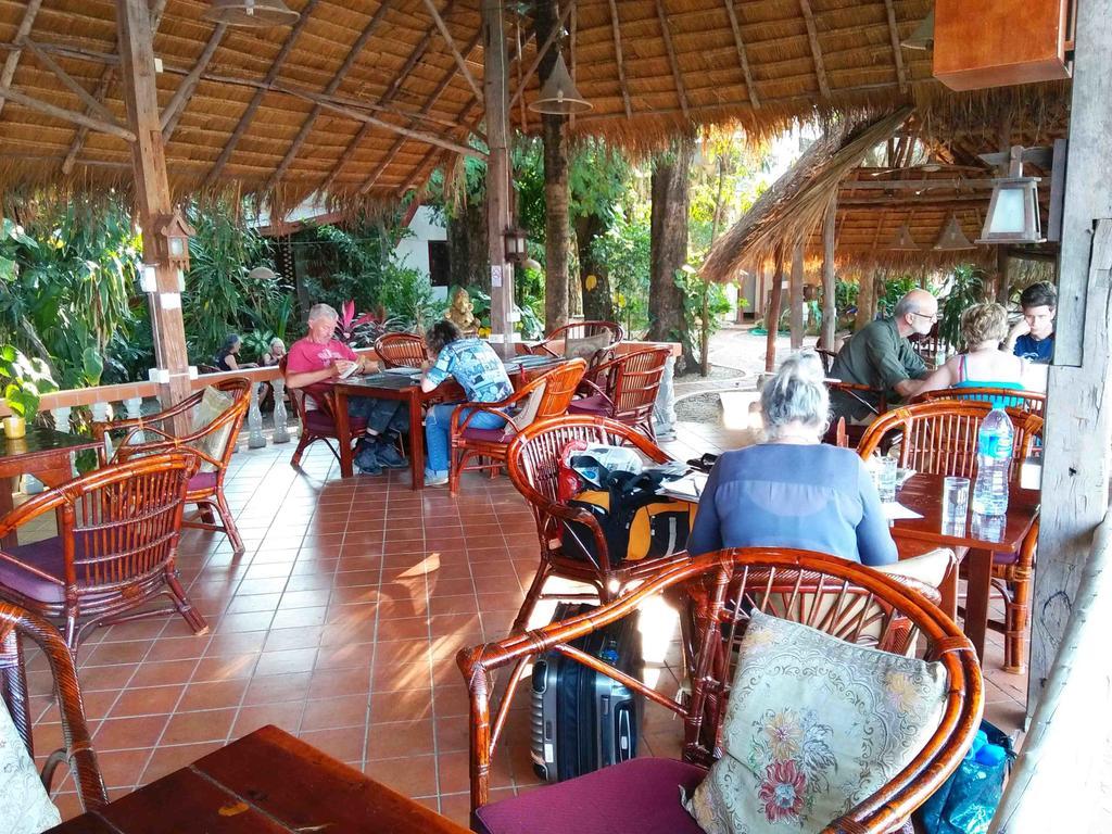 Mut Mee Garden Guest House Нонг Кай Екстериор снимка