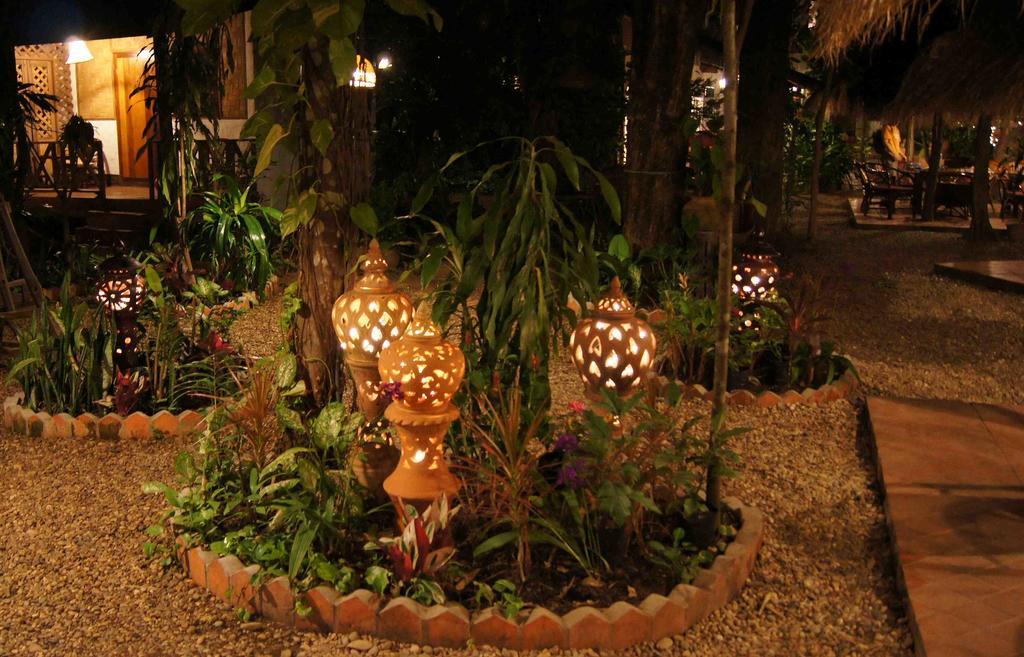 Mut Mee Garden Guest House Нонг Кай Екстериор снимка